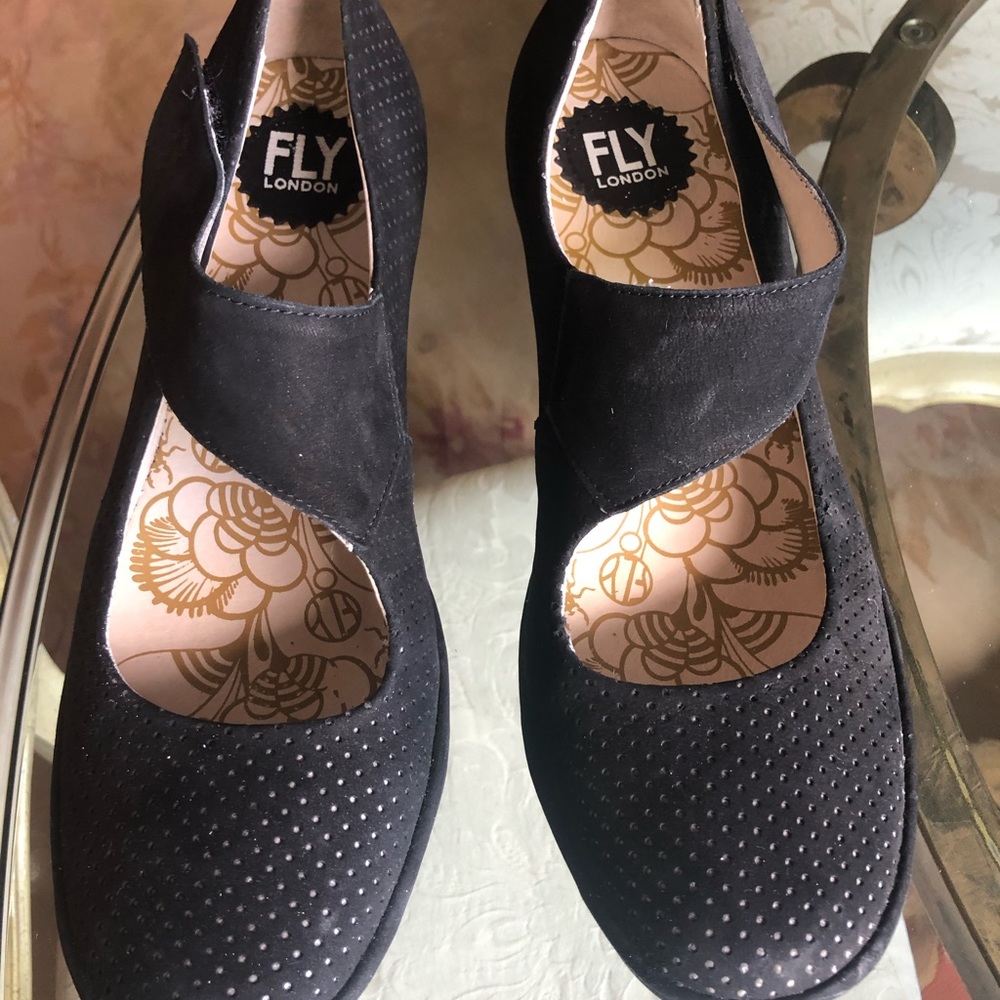 Fly London Black Platform Suede Shoes, Like New!